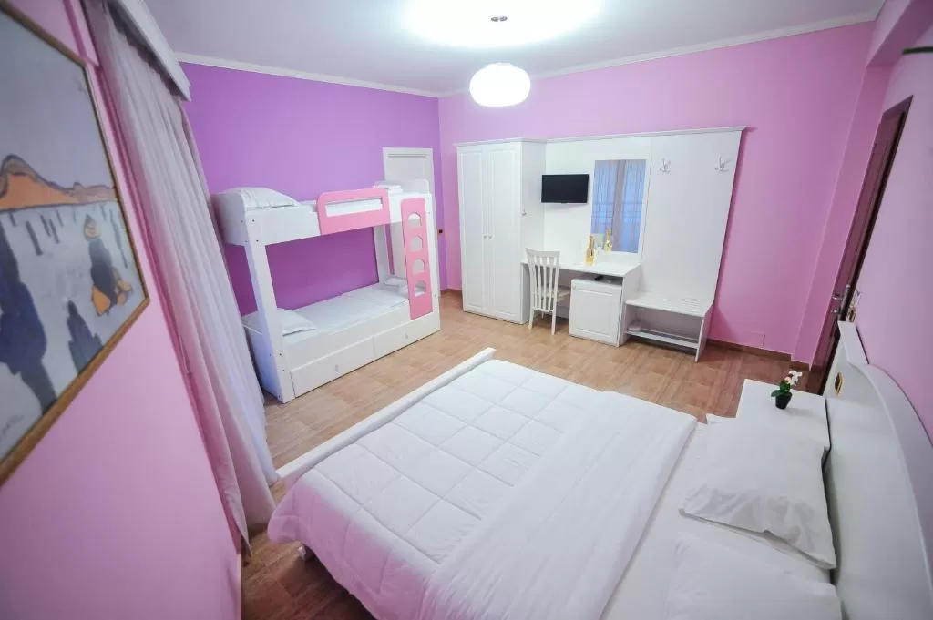 Family room with sea view4.jpg